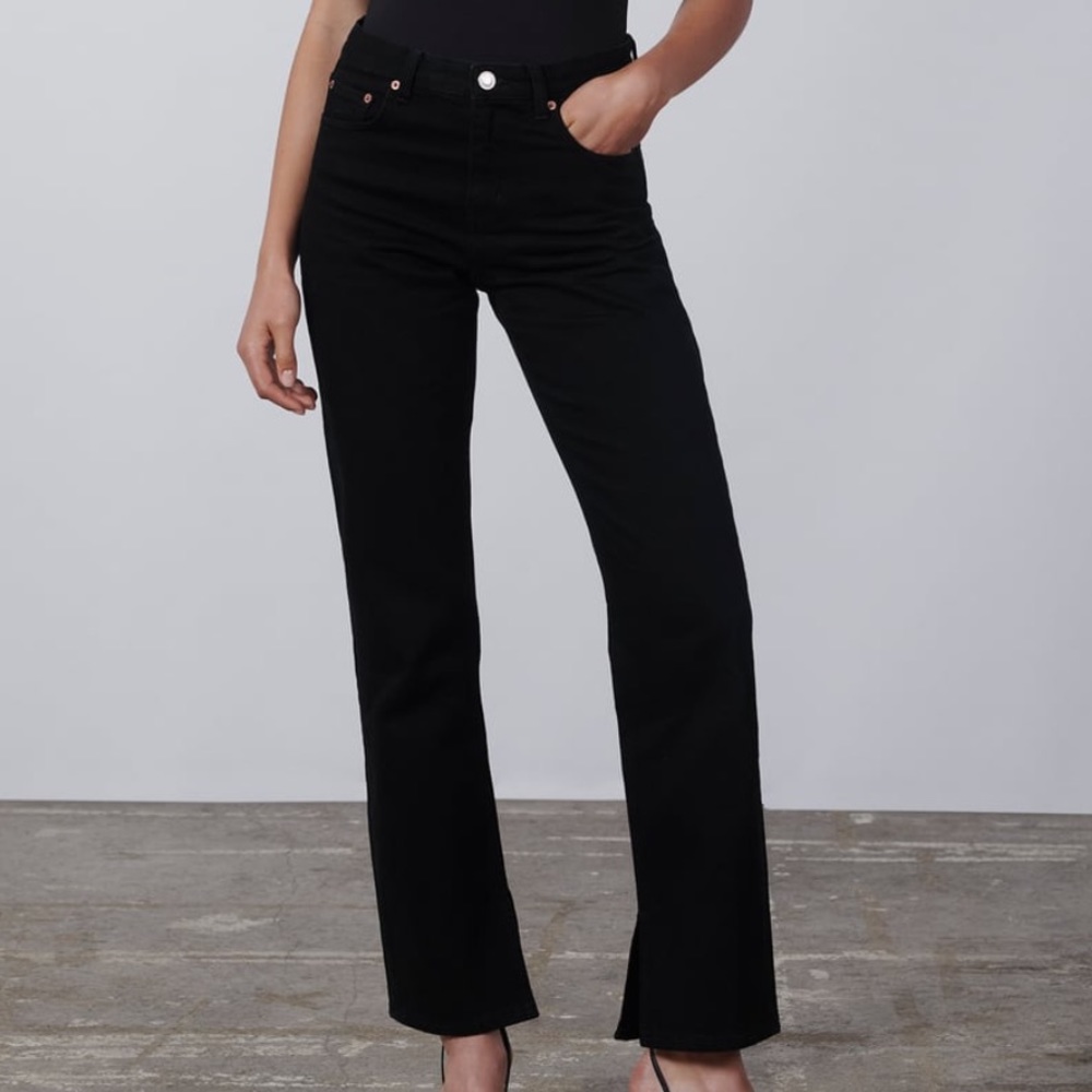 Zara 90s Slim Split Hem Jeans